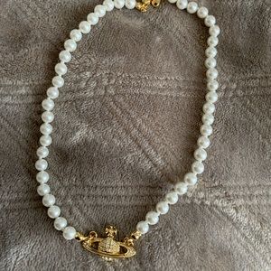 Vivienne Westwood Pearl necklace